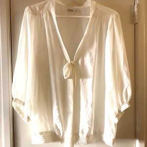 Old Navy New pearl/cream blouse